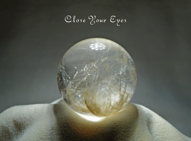 シルバールチルクォーツ（ラビットヘアールチル）46mm丸玉　レアな石達