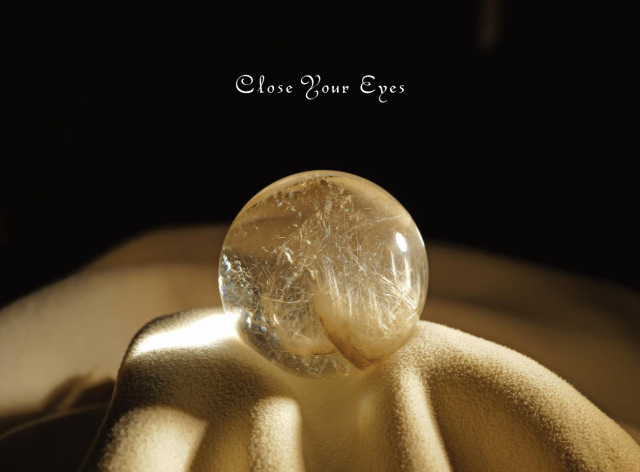 シルバールチルクォーツ（ラビットヘアールチル）46mm丸玉　レアな石達