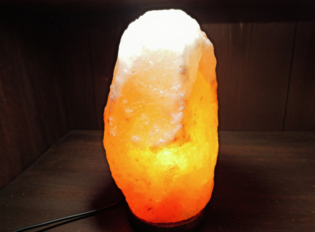 ヒマラヤ・岩塩ソルトランプ　１９　※調光ありタイプ