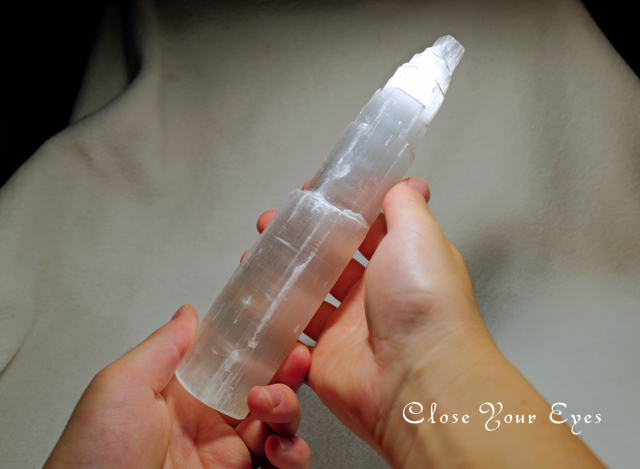 セレナイトタワー（LEDライト台付き）　０３