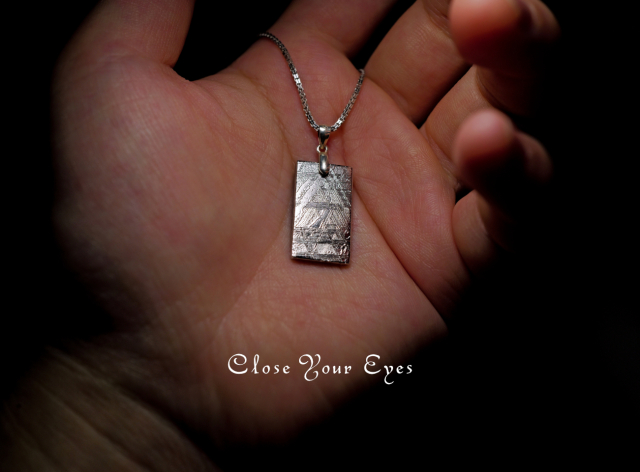 シルバーペンダント　１０１　ムオニオナルスタ隕石