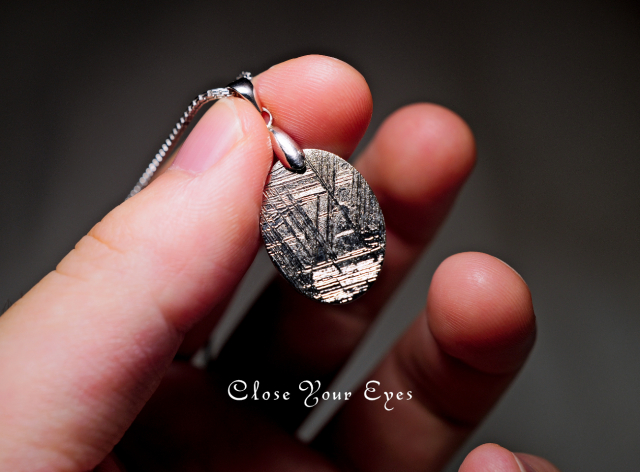 シルバーペンダント　１０２　ムオニオナルスタ隕石