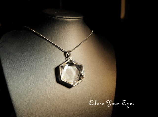 シルバーペンダント　ブラジル産　六芒星クリスタル　１４６