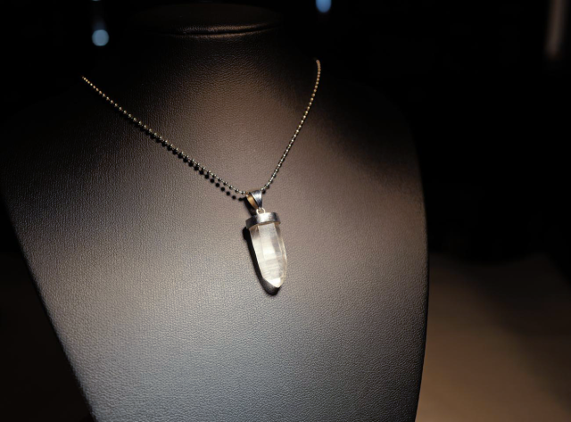 シルバーペンダント　ブラジル産　レムリアン水晶　１５０