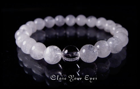 ハイパーエナジーブレスレット８ｍｍ　一点もの　ヒマラヤ産　アイスクリスタル