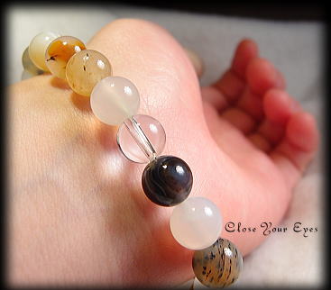 ハイパーエナジーブレスレット　モンタナめのう　８ｍｍ