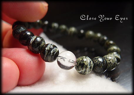 ハイパーエナジーブレスレット シャイニング　サーペンティン ８ｍｍ