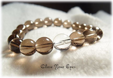 ハイパーエナジーブレスレット　ネパール・ガウリシャンカール産　ヒマラヤスモーキークォーツ　１０ｍｍ