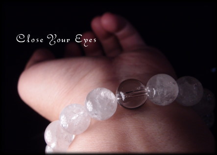 ハイパーエナジーブレスレット１２ｍｍ　一点もの　ヒマラヤ産　アイスクリスタル