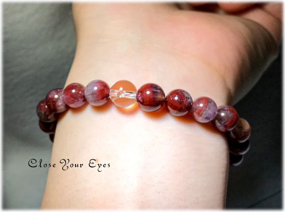 オンリーワンブレス　８ｍｍハイパーエナジーブレス　カナダ産　レッドアメシスト　A