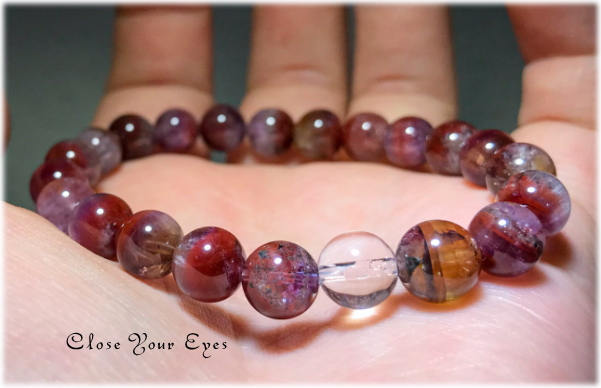 オンリーワンブレス　８ｍｍハイパーエナジーブレス　カナダ産　レッドアメシスト　B