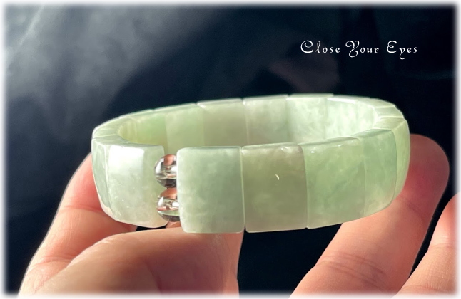 オンリーワンブレス　エナジーバングル　翡翠