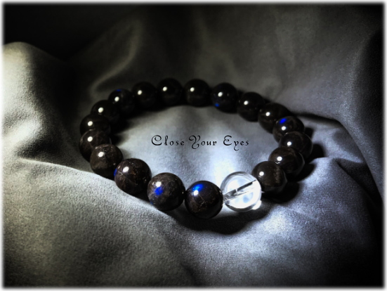 オンリーワンブレス　１０ｍｍハイパーエナジーブレスレット　ブラックラブラドライト