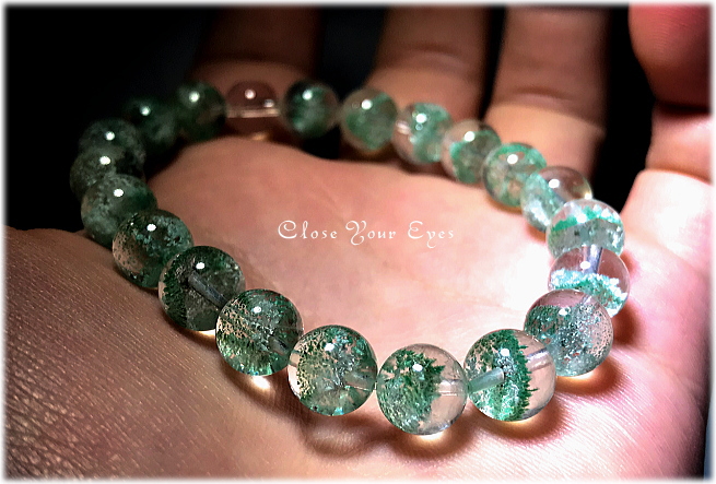 Only１プレミアム　8mmマダガスカルグリーンファントムクォーツ