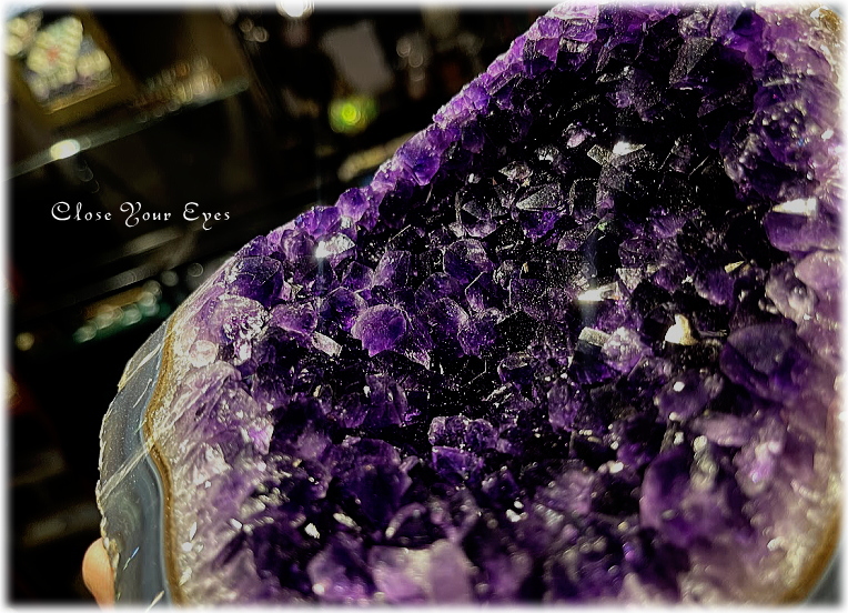 レアな石達　ウルグアイ産アメシスト　（アイアン製台座付き）