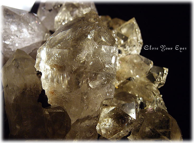 レアな石達　ダイナミックガーデン　クリスタルクォーツ（水晶）クラスター　画像２