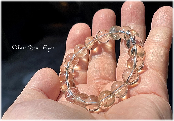 レアな石達　９ｍｍハイパーエナジーブレスレット　ガーネットインクォーツ