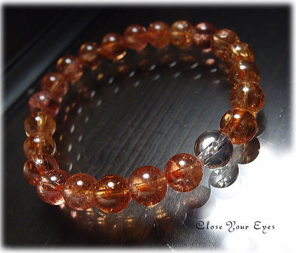 レアな石達　皇帝の輝き　インペリアルトパーズ　８ｍｍ玉ブレス　画像２