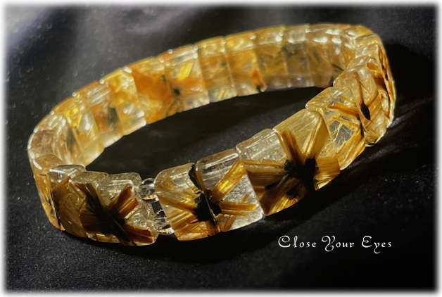 太陽ルチル　エナジーバングル　レアな石達