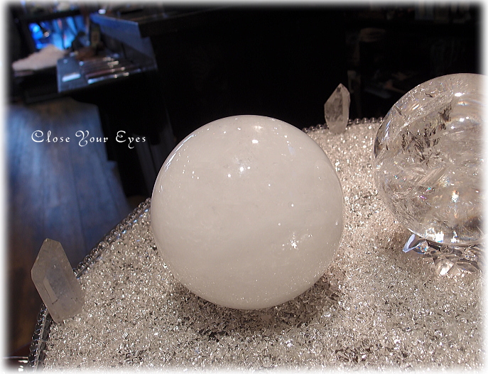 レアな石達　魂の活性化　ホワイトカルサイト　BIGボール