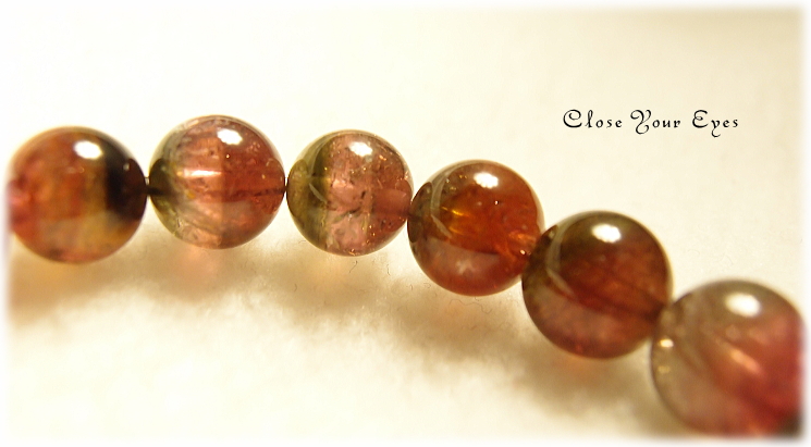 レアな石達　　愛と光に包まれて ウォーターメロントルマリン 10ｍｍ玉ブレス　画像５