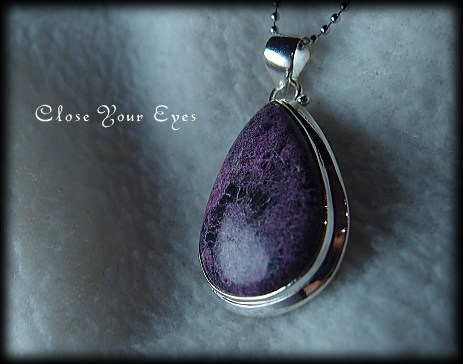 スティヒタイト　ペンダント