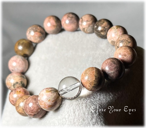 多賀紅石（パイロックマンガン鉱）