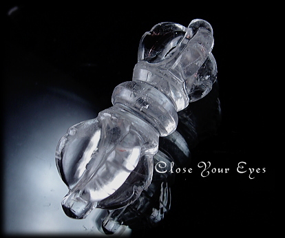 手彫りガネーシュヒマール産水晶　チベタンバジュラ　０４